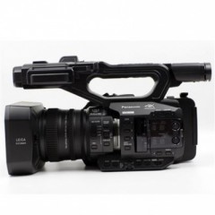 松下（Panasonic） AG-UX90MC 4K高清数码摄像机/手持高清DV 官方标配